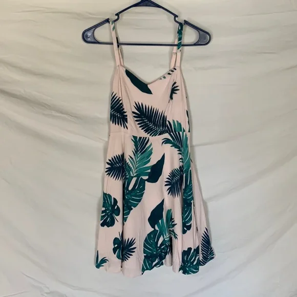 Old Navy | Dresses | Old Navy Spaghetti Strap Dress With Pockets | Poshmark Old Navy | Dresses | Old Navy Spaghetti Strap Dress With Pockets | Poshmark